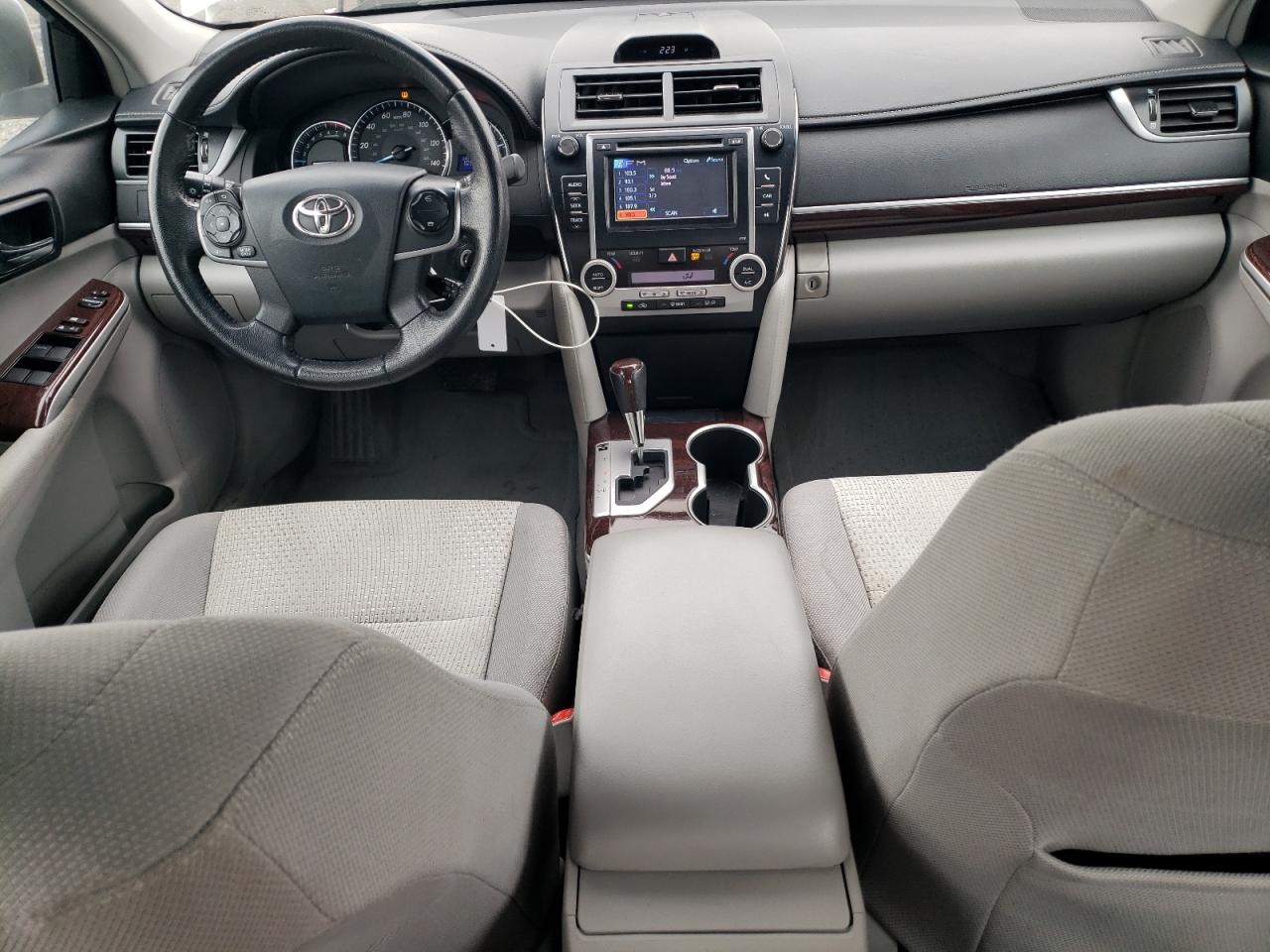 2012 Toyota Camry - Image 8