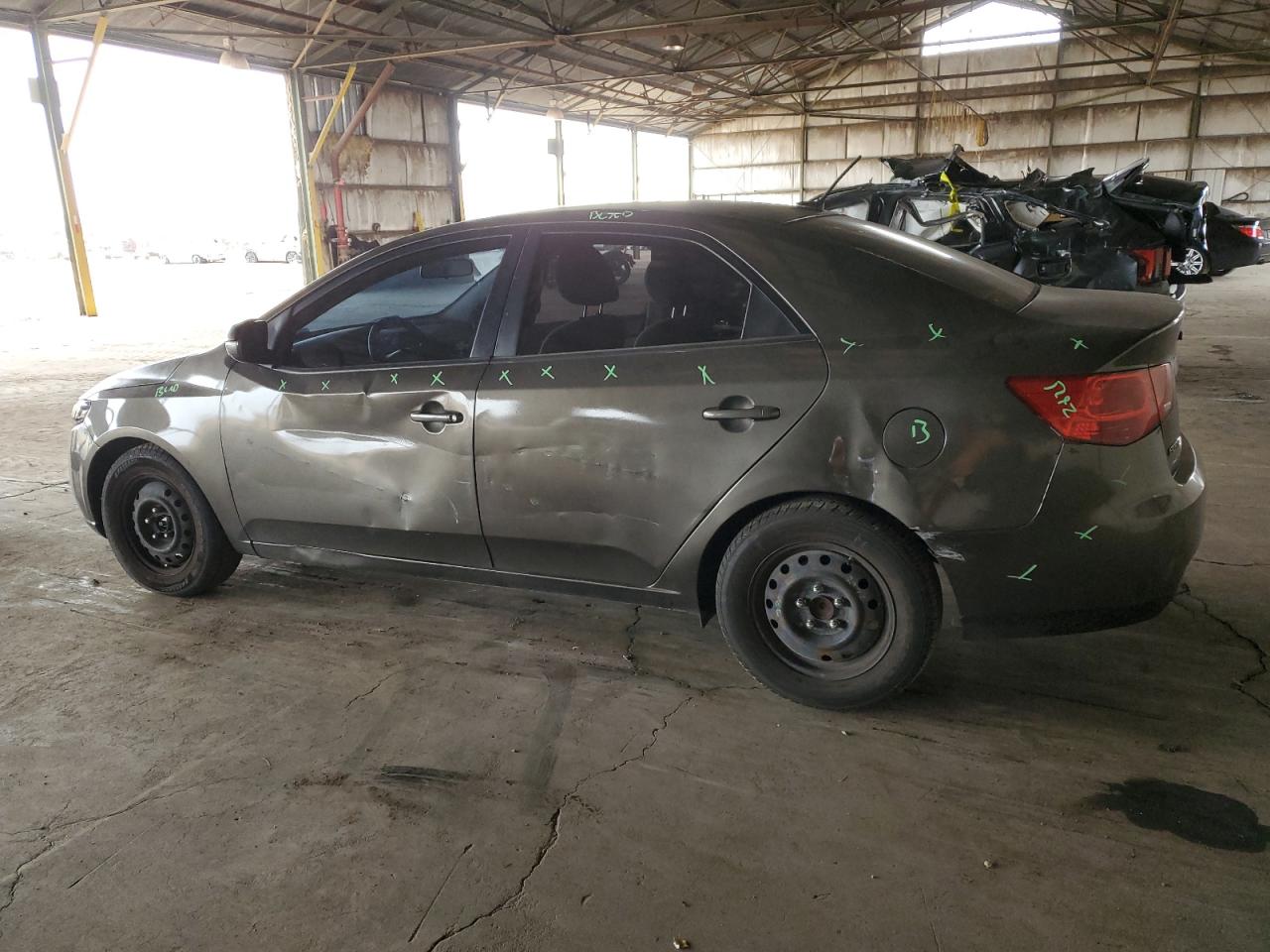 2011 Kia Forte - Image 2