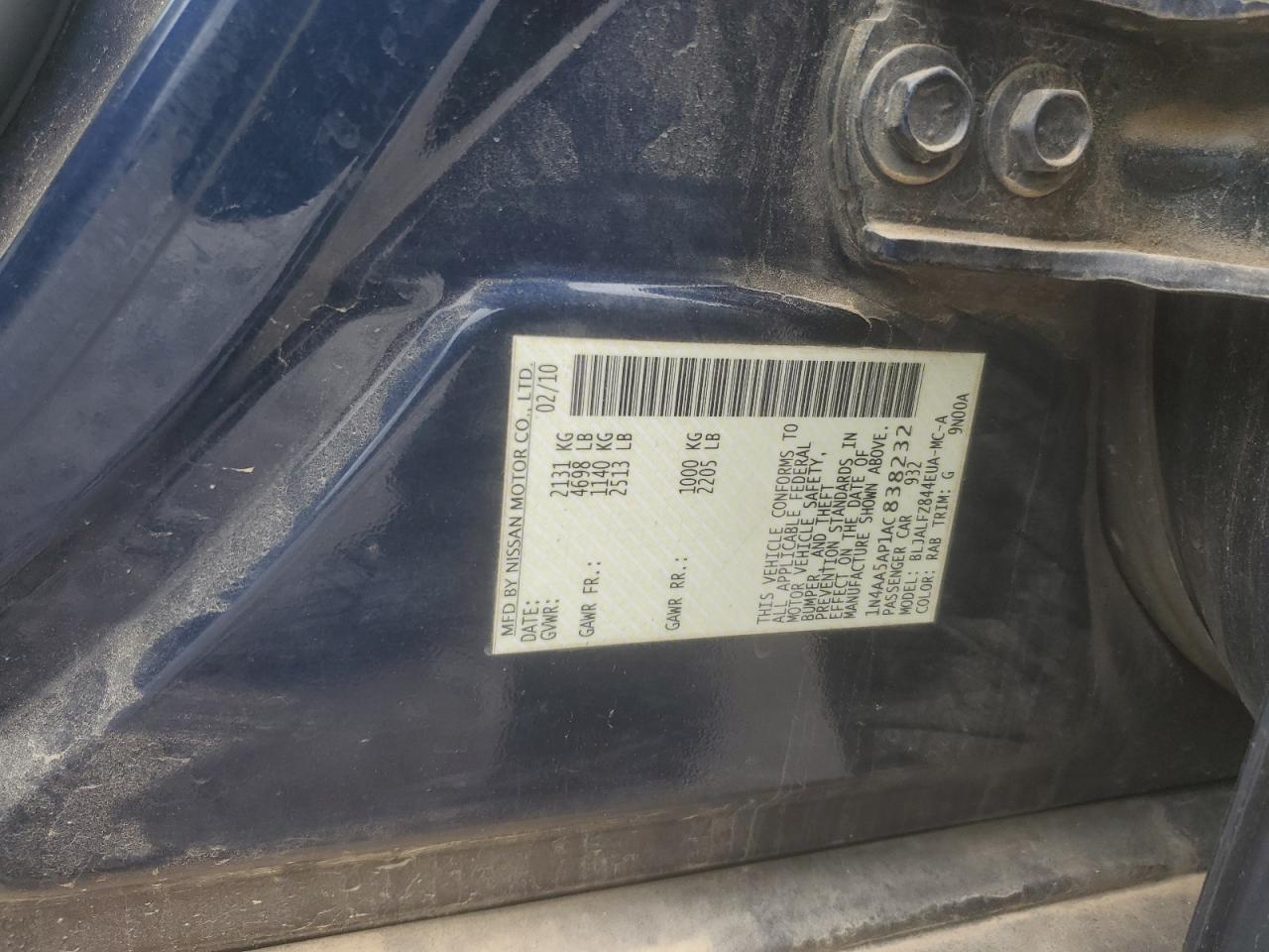 2010 Nissan Maxima - Image 14