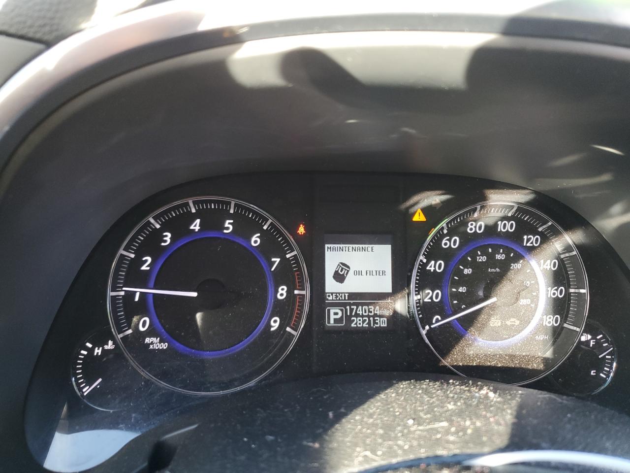 2015 Infiniti QX70 - Image 9