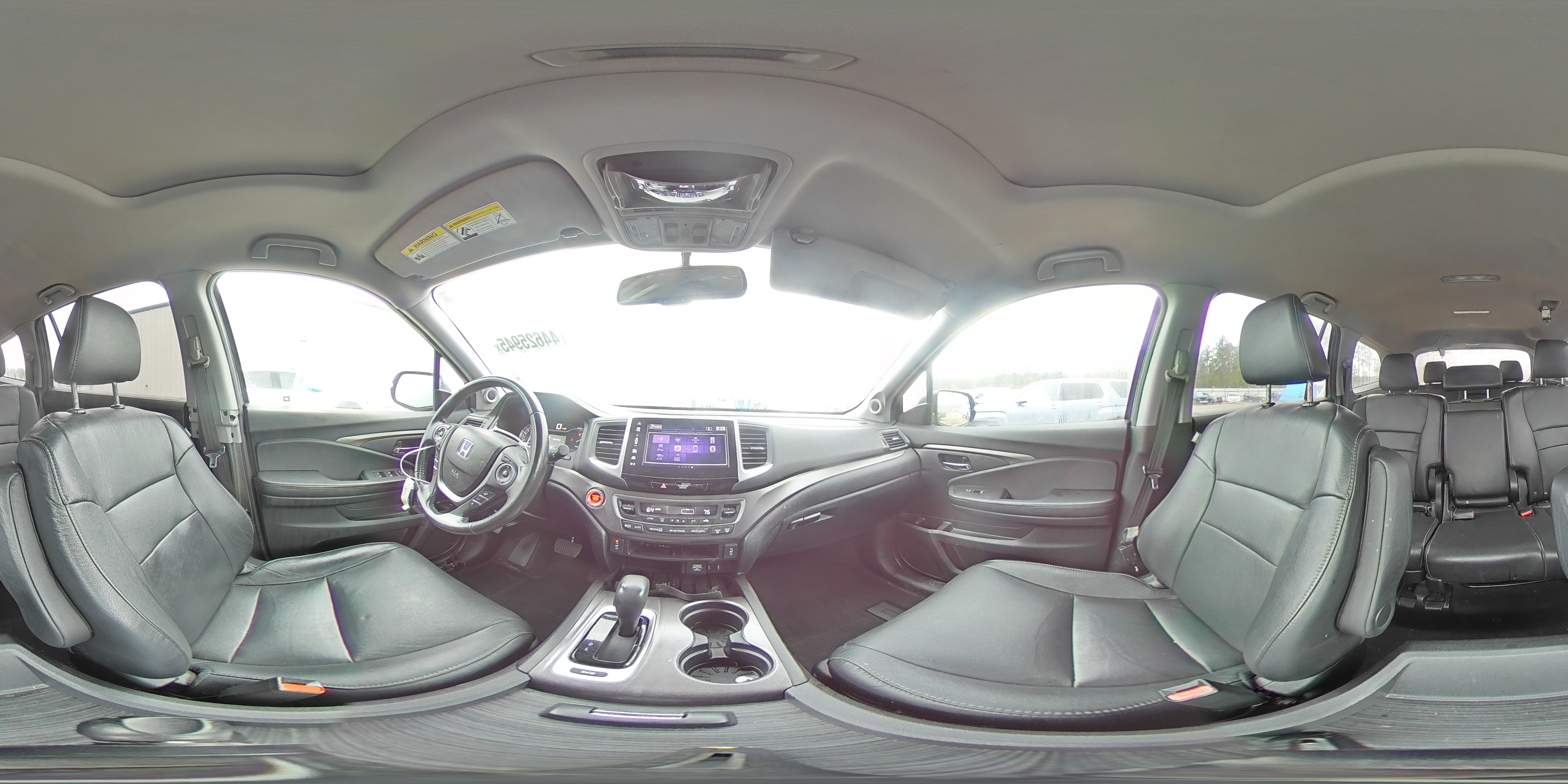 2017 Honda Pilot - Image 16