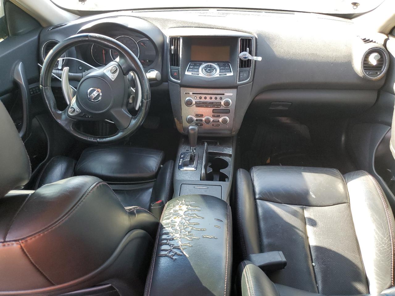 2009 Nissan Maxima - Image 8