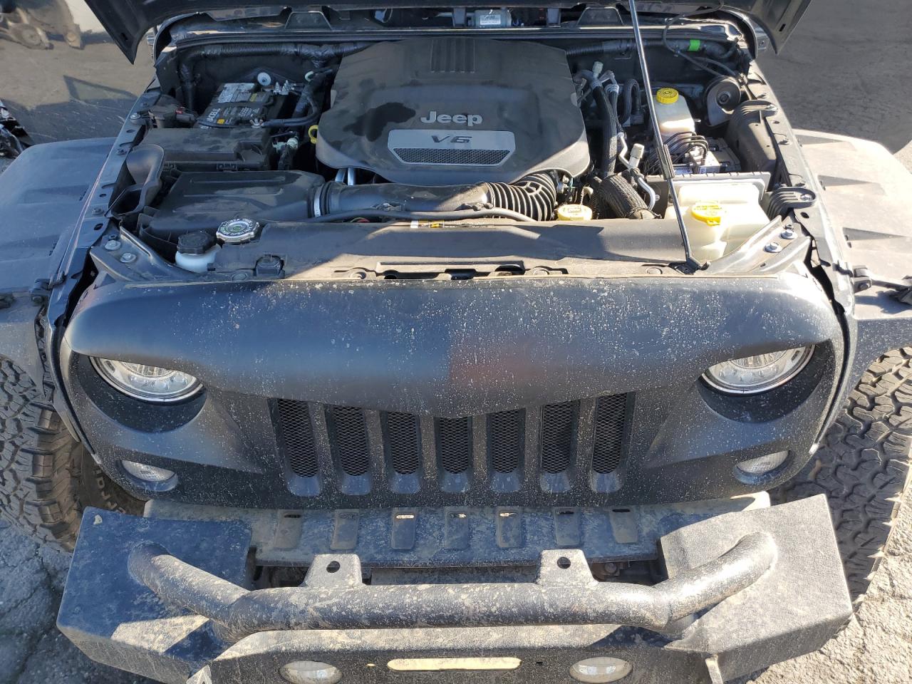 2017 Jeep Wrangler - Image 13