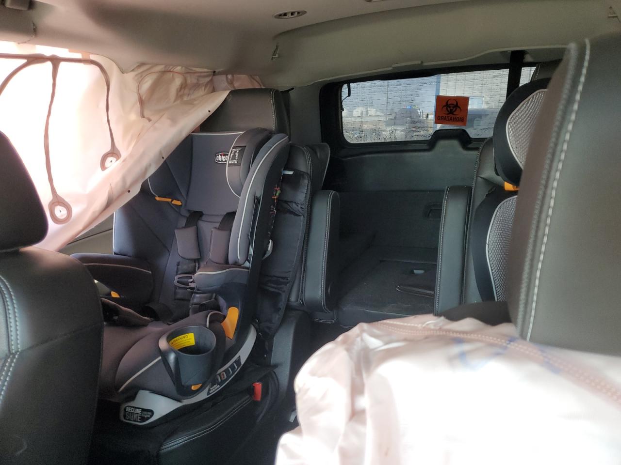 2018 GMC Yukon - Image 10