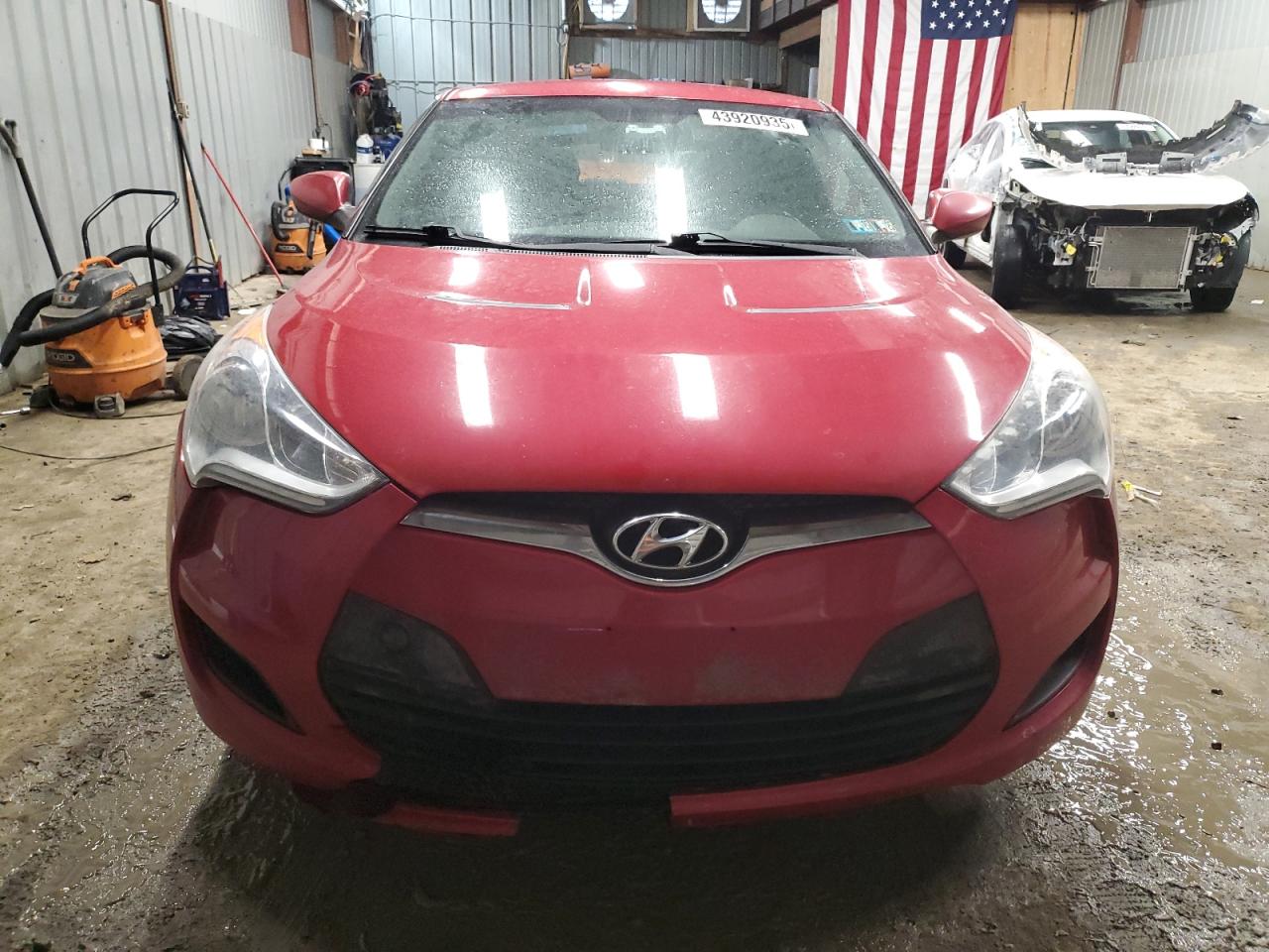 2013 Hyundai Veloster - Image 5