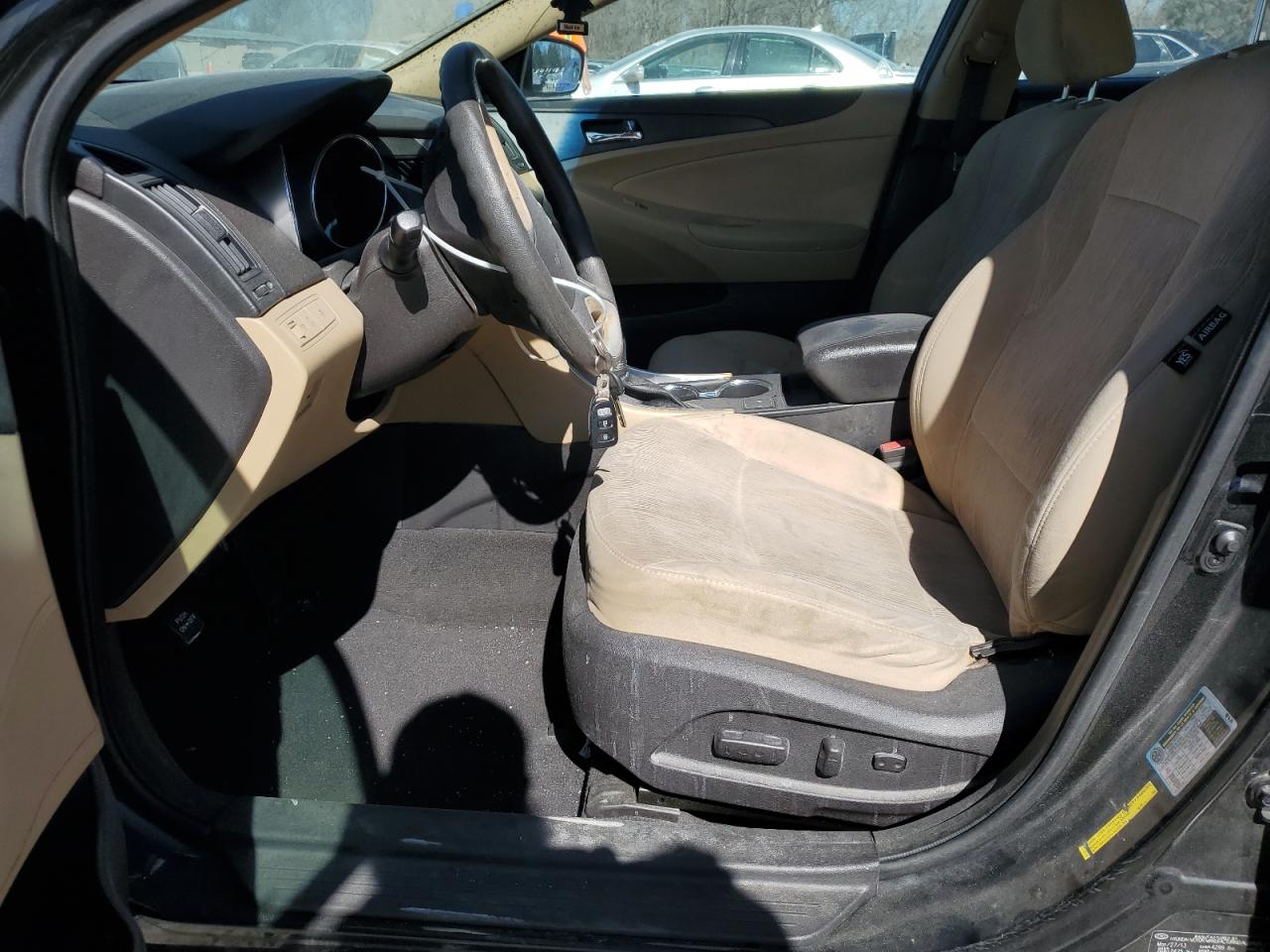 2013 Hyundai Sonata - Image 7