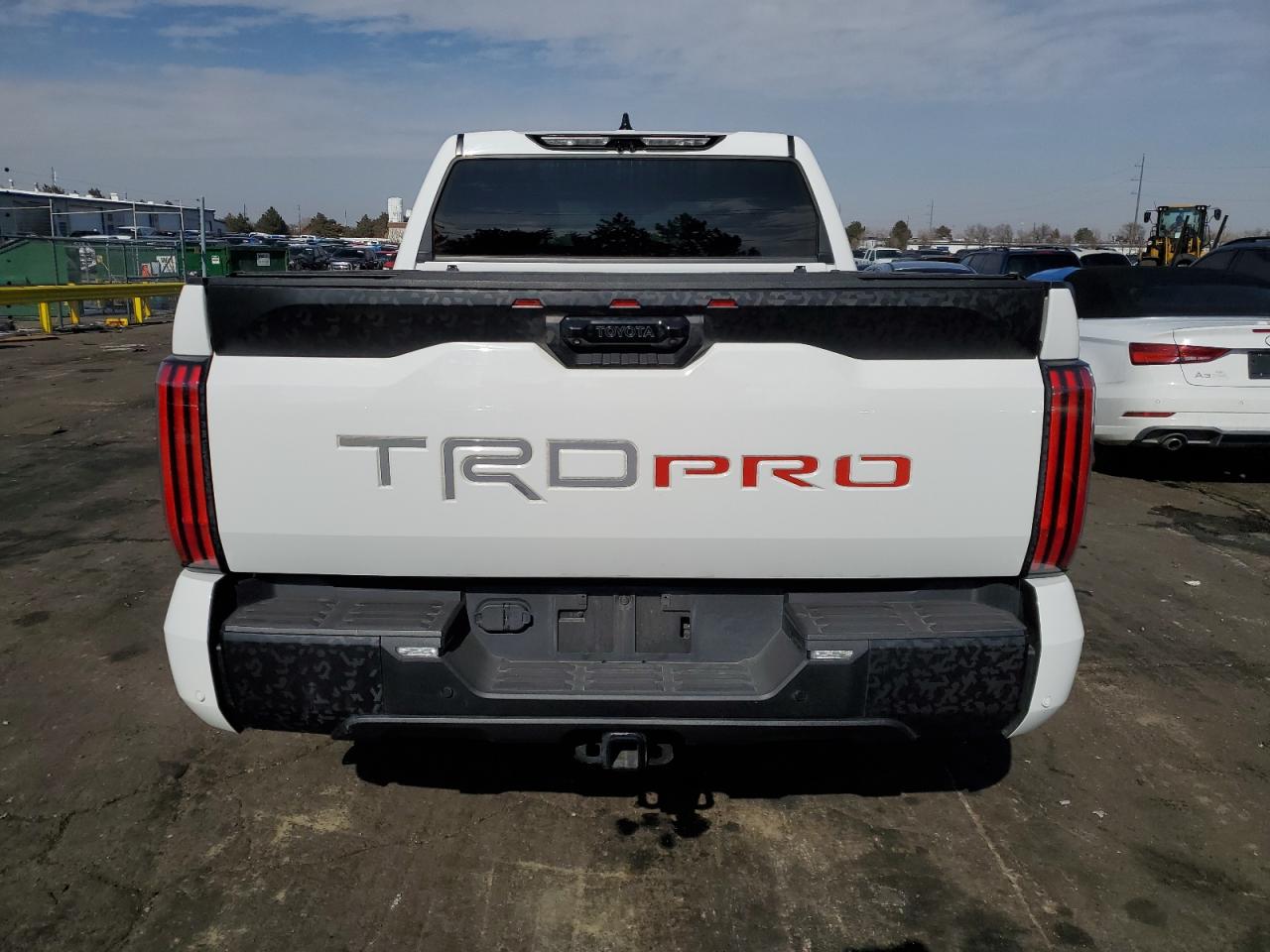 2022 Toyota Tundra - Image 6