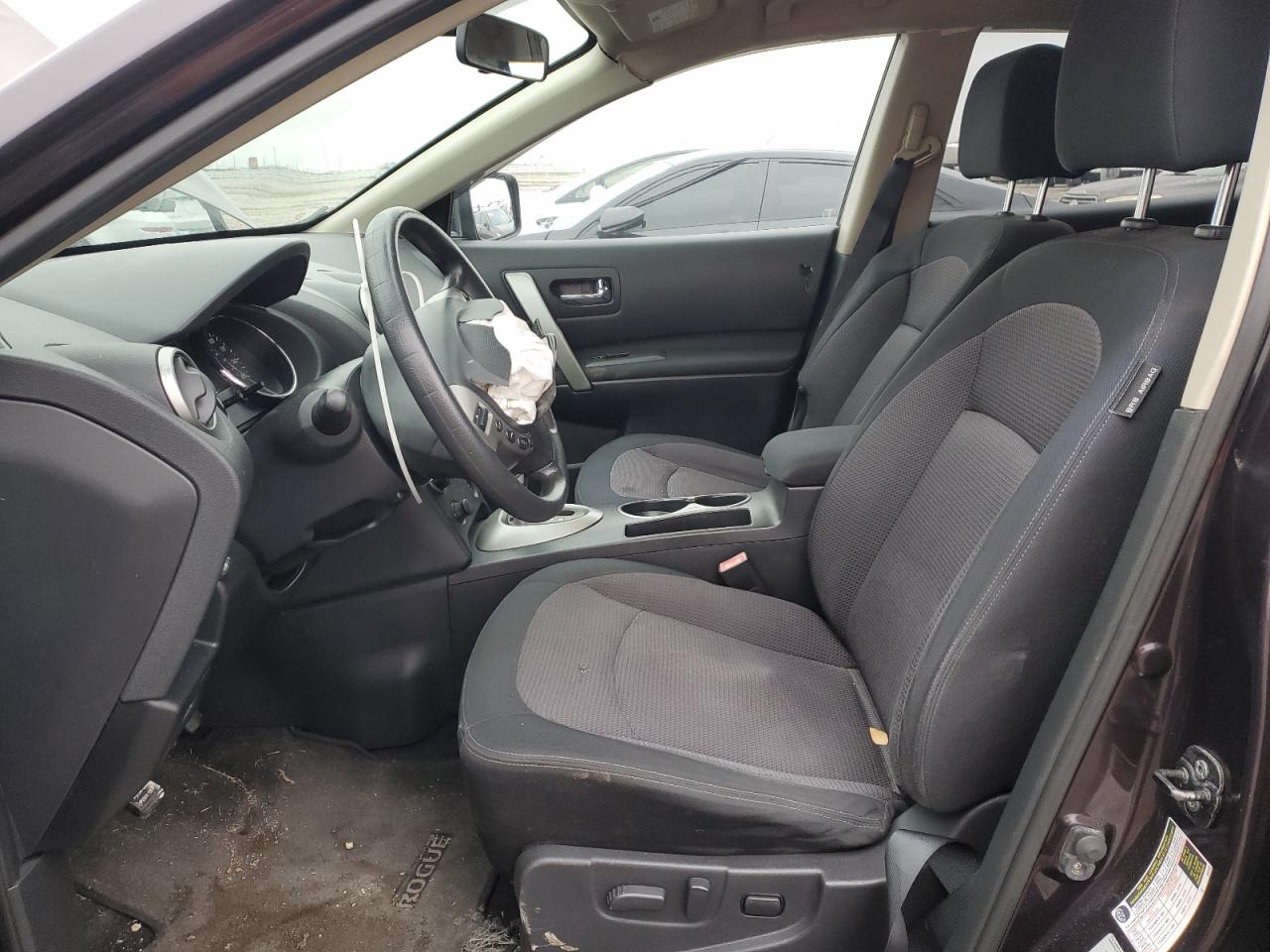 2011 Nissan Rogue - Image 7