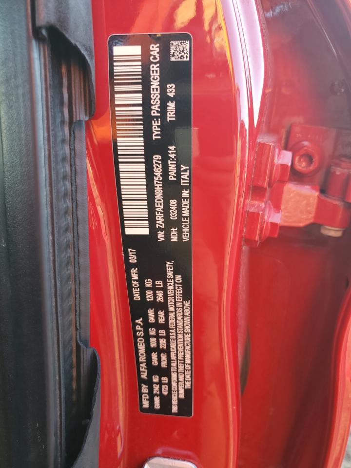 2017 Alfa Romeo Giulia - Image 12