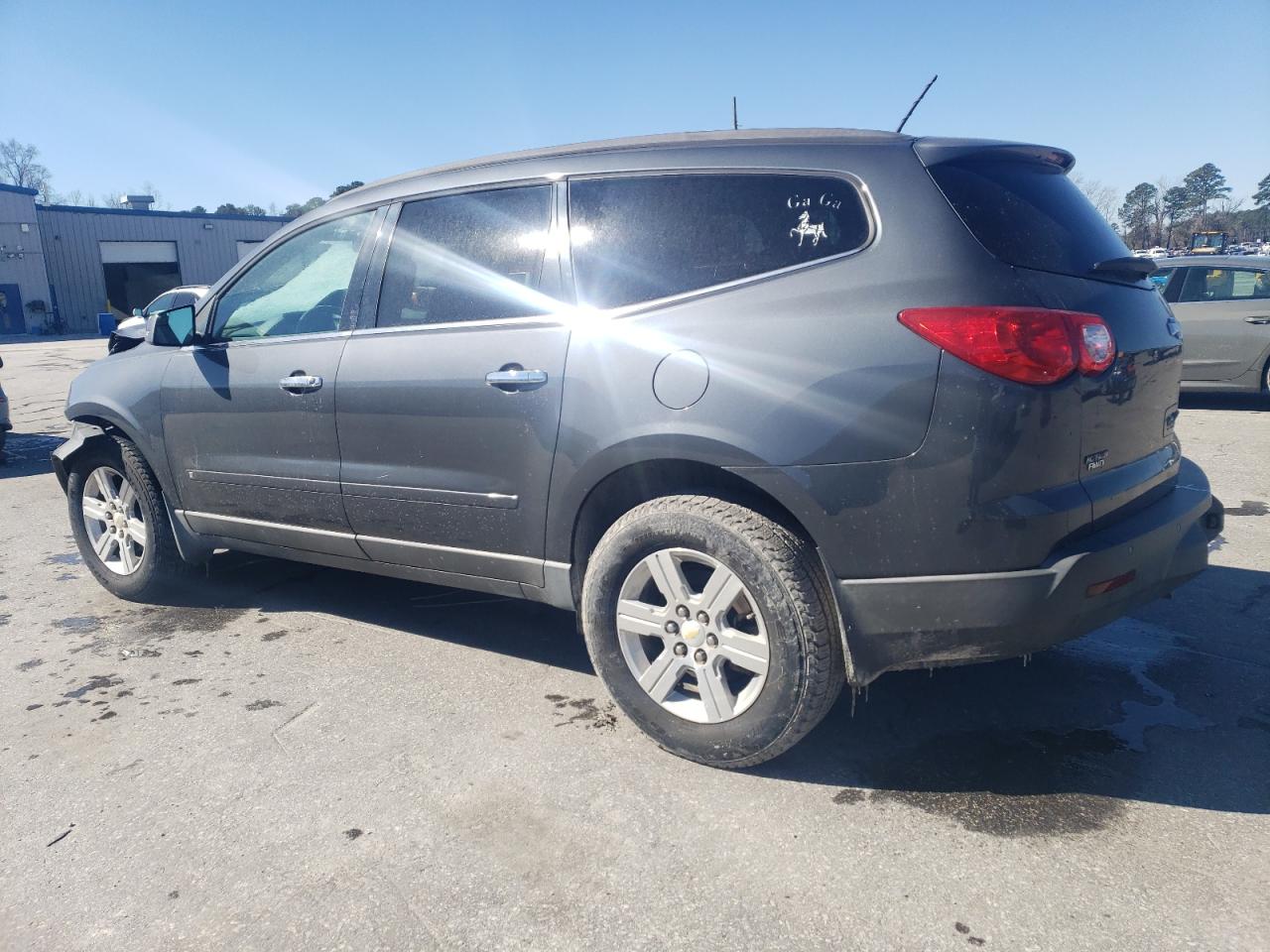2010 Chevrolet Traverse - Image 2