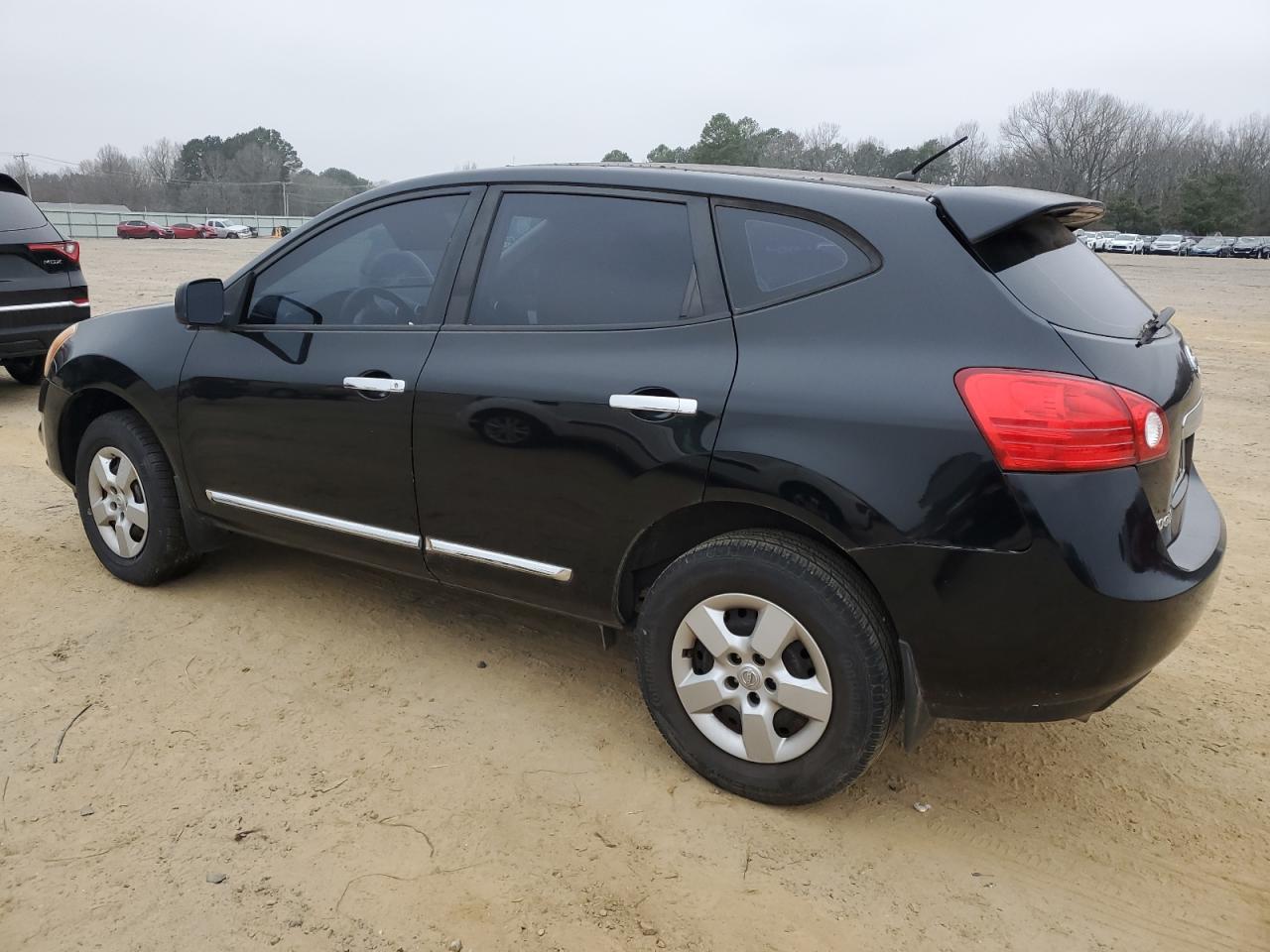 2013 Nissan Rogue - Image 2
