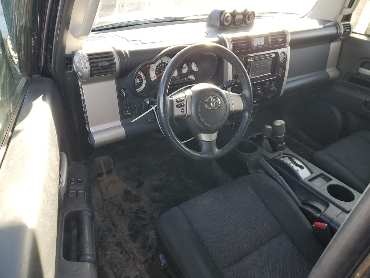 2007 Toyota FJ Cruiser - Image 8