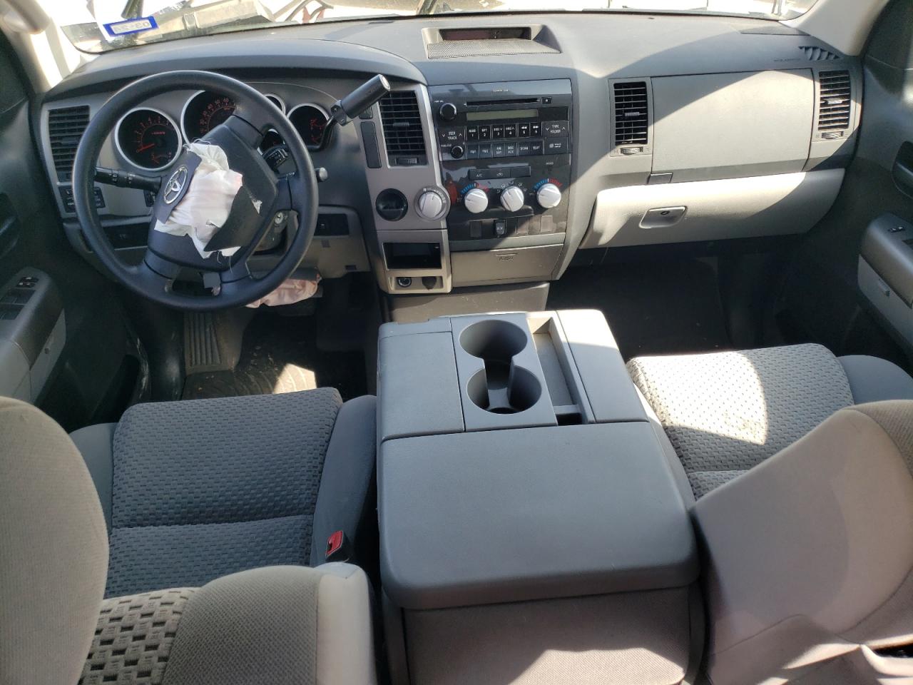 2011 Toyota Tundra - Image 8