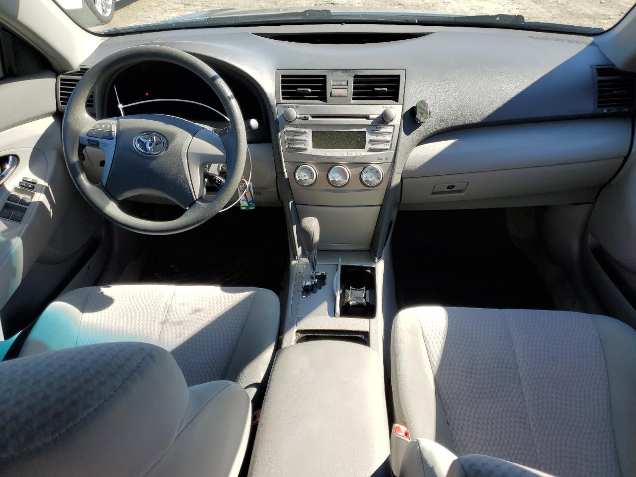 2011 Toyota Camry - Image 8