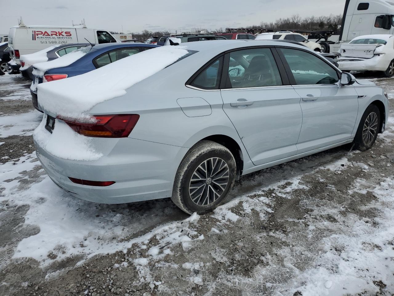 2019 Volkswagen Jetta - Image 3