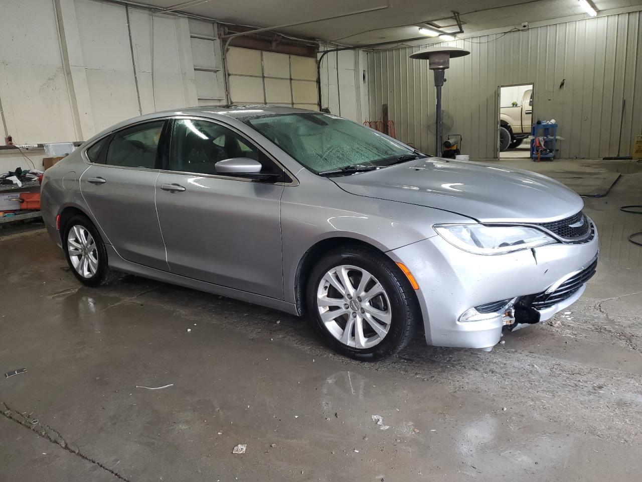 2015 Chrysler 200 - Image 4