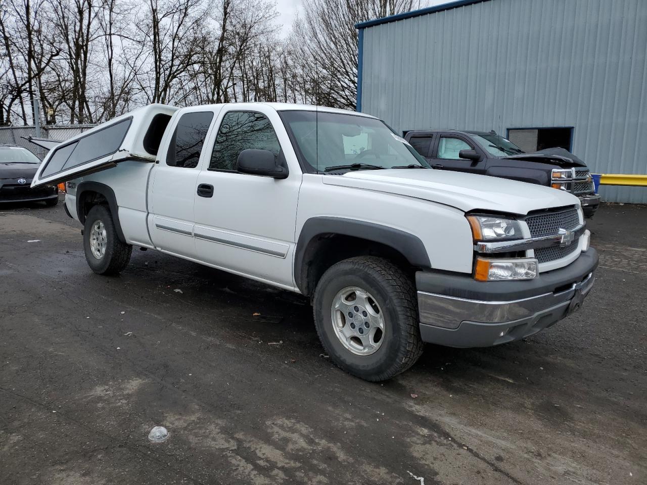2003 Chevrolet Silverado - Image 4