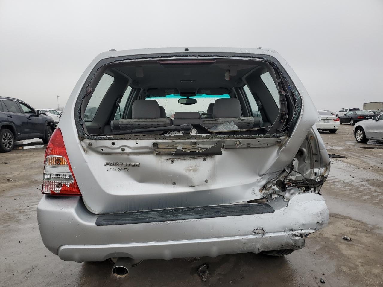 2005 Subaru Forester - Image 6