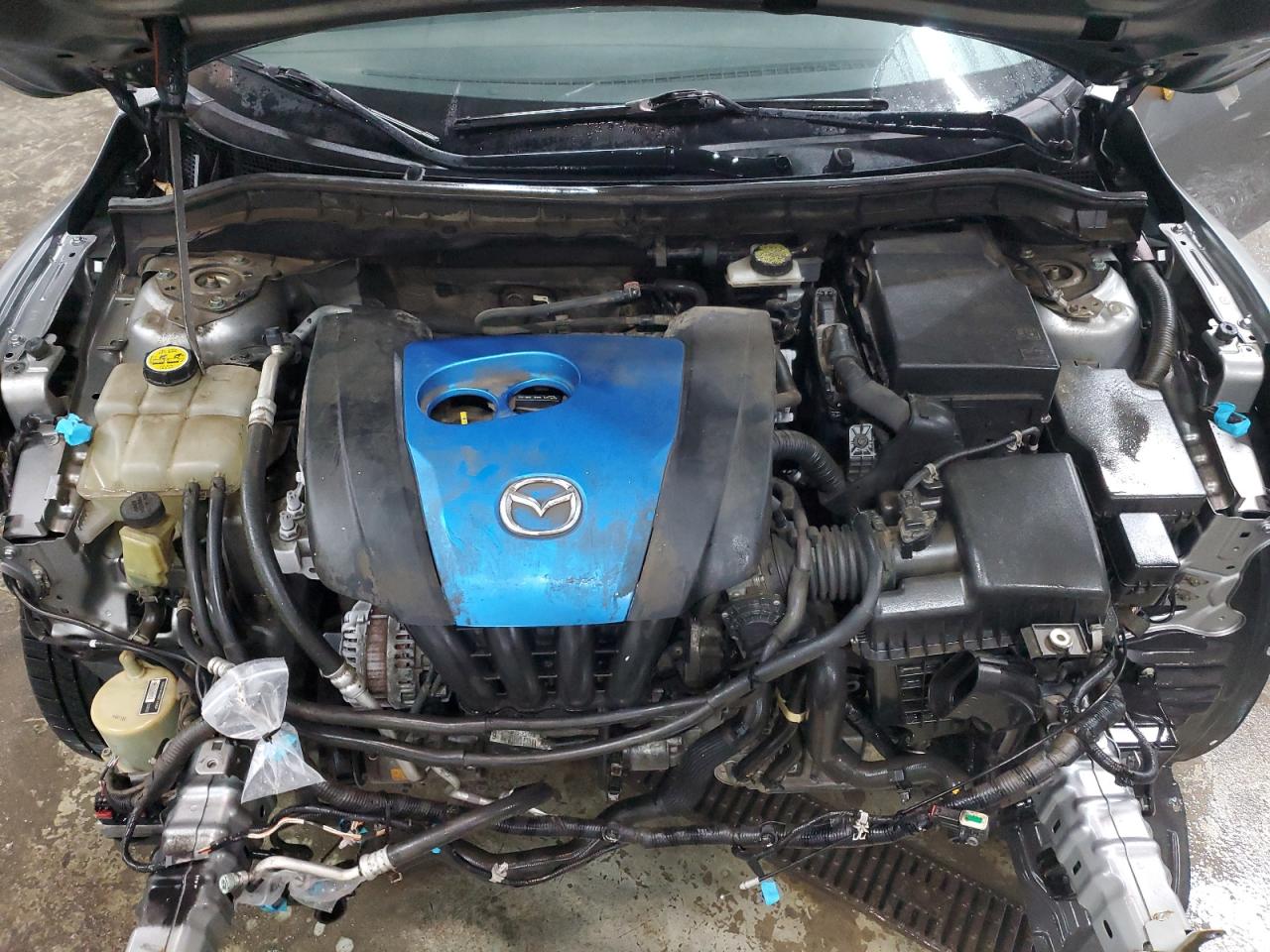 2012 Mazda 3 - Image 12