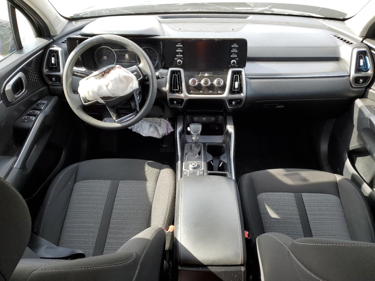 2022 Kia Sorento - Image 8