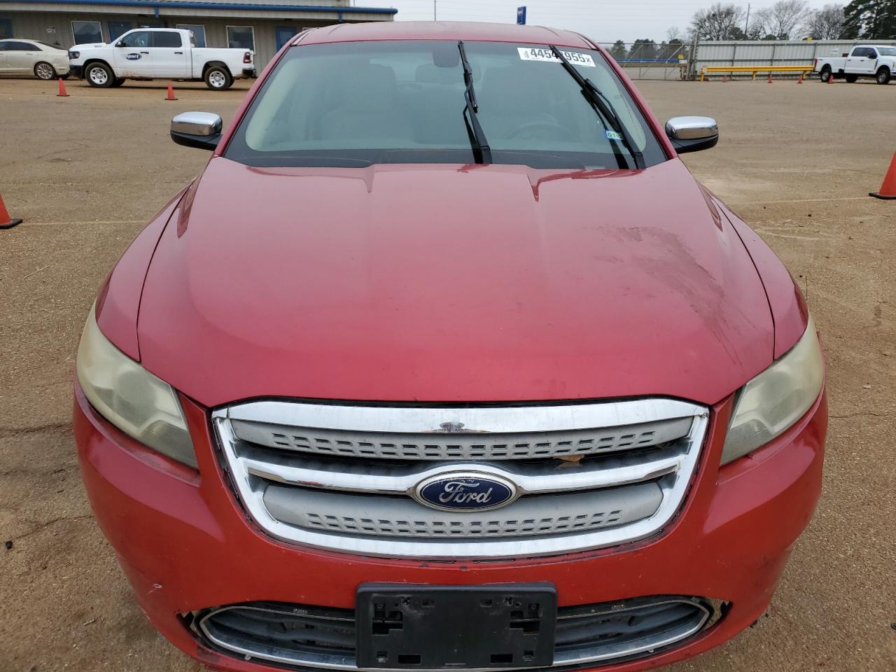 2011 Ford Taurus - Image 5