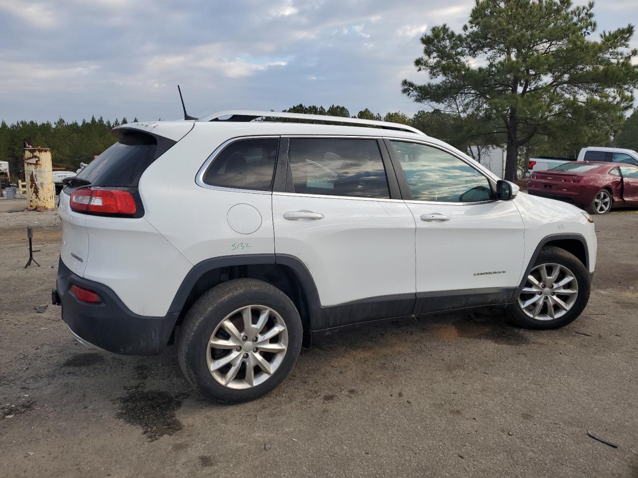 2017 Jeep Grand Cherokee - Image 3