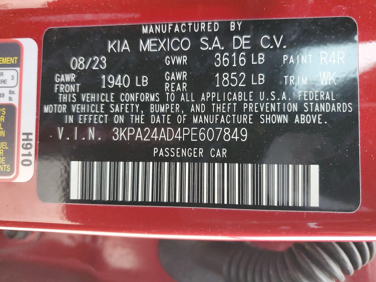 2023 Kia Rio - Image 14