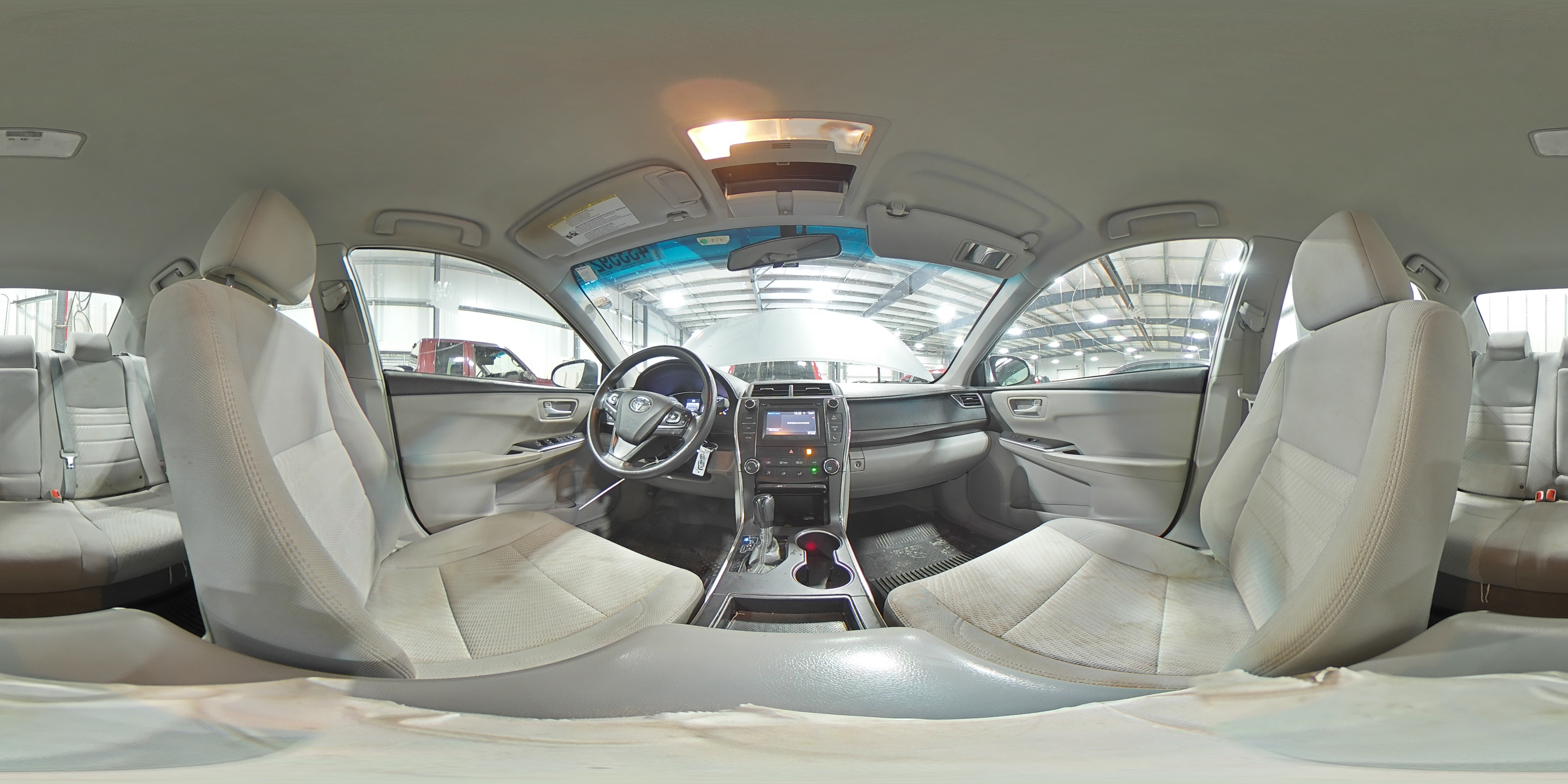 2017 Toyota Camry - Image 15