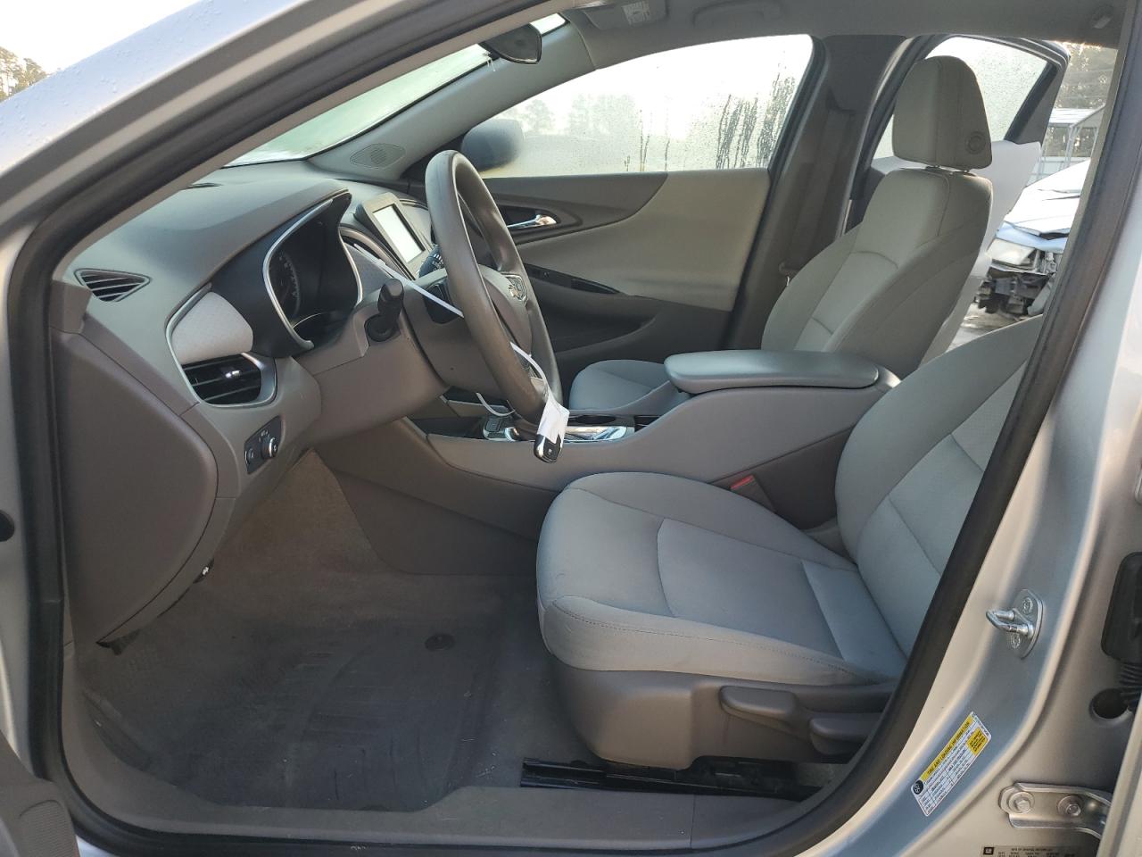 2017 Chevrolet Malibu - Image 7