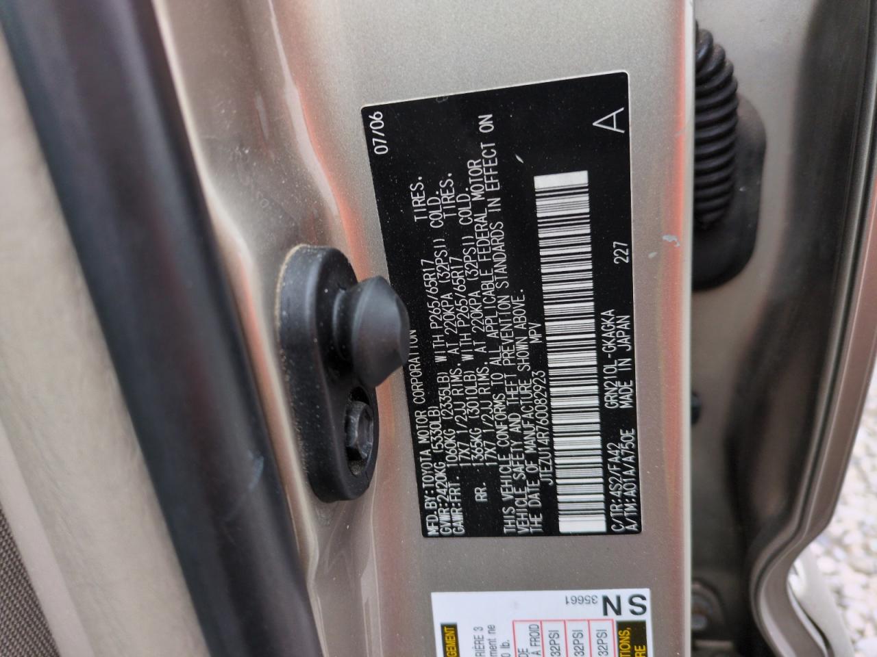2006 Toyota 4Runner - Image 12