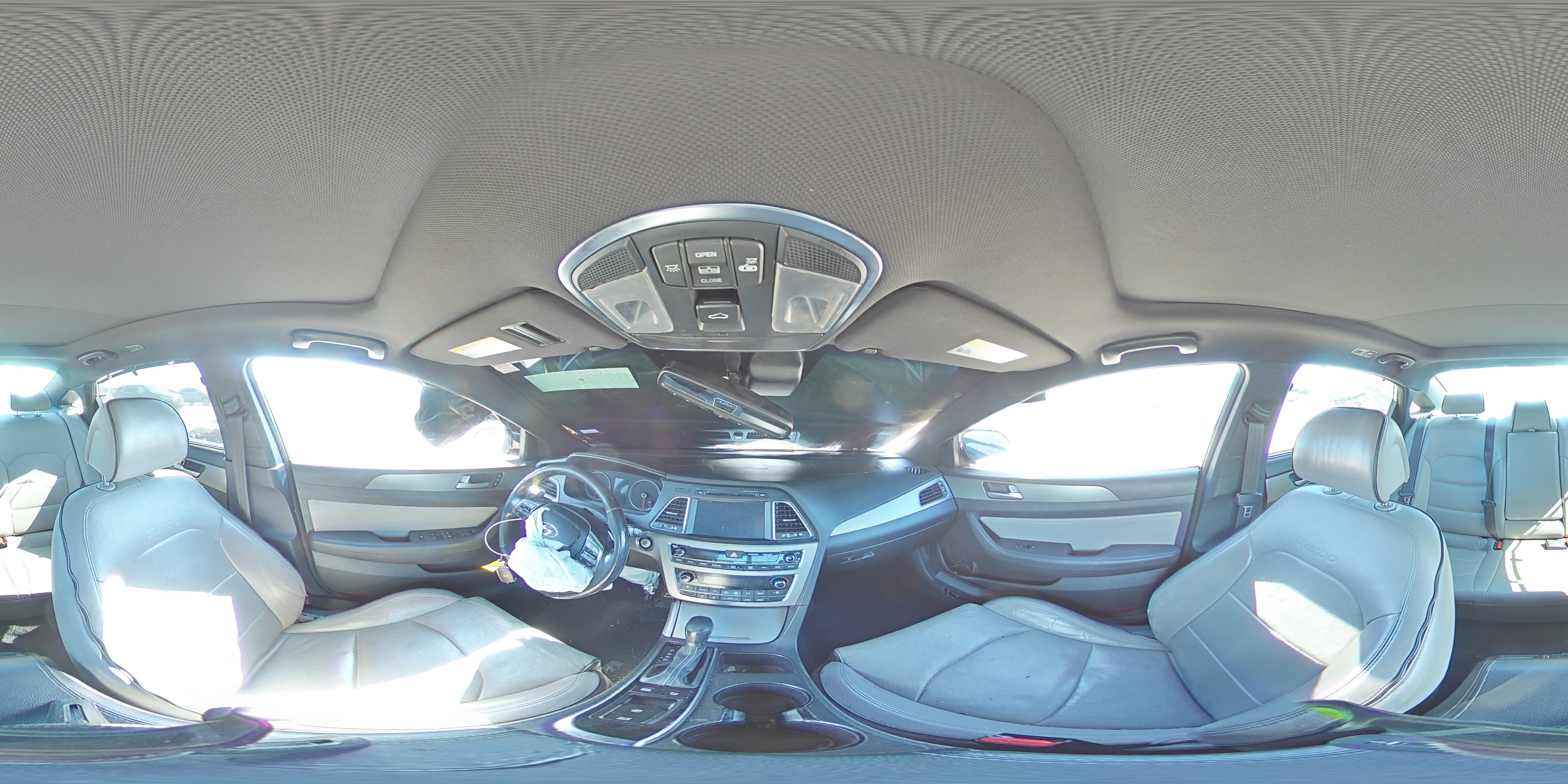 2015 Hyundai Sonata - Image 13