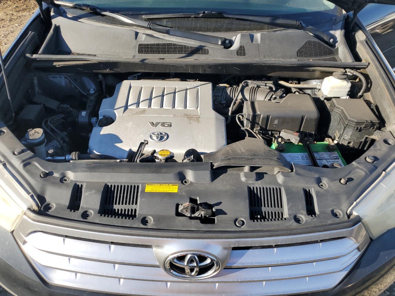 2013 Toyota Highlander - Image 12