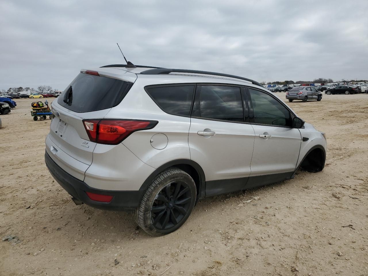 2019 Ford Escape - Image 3