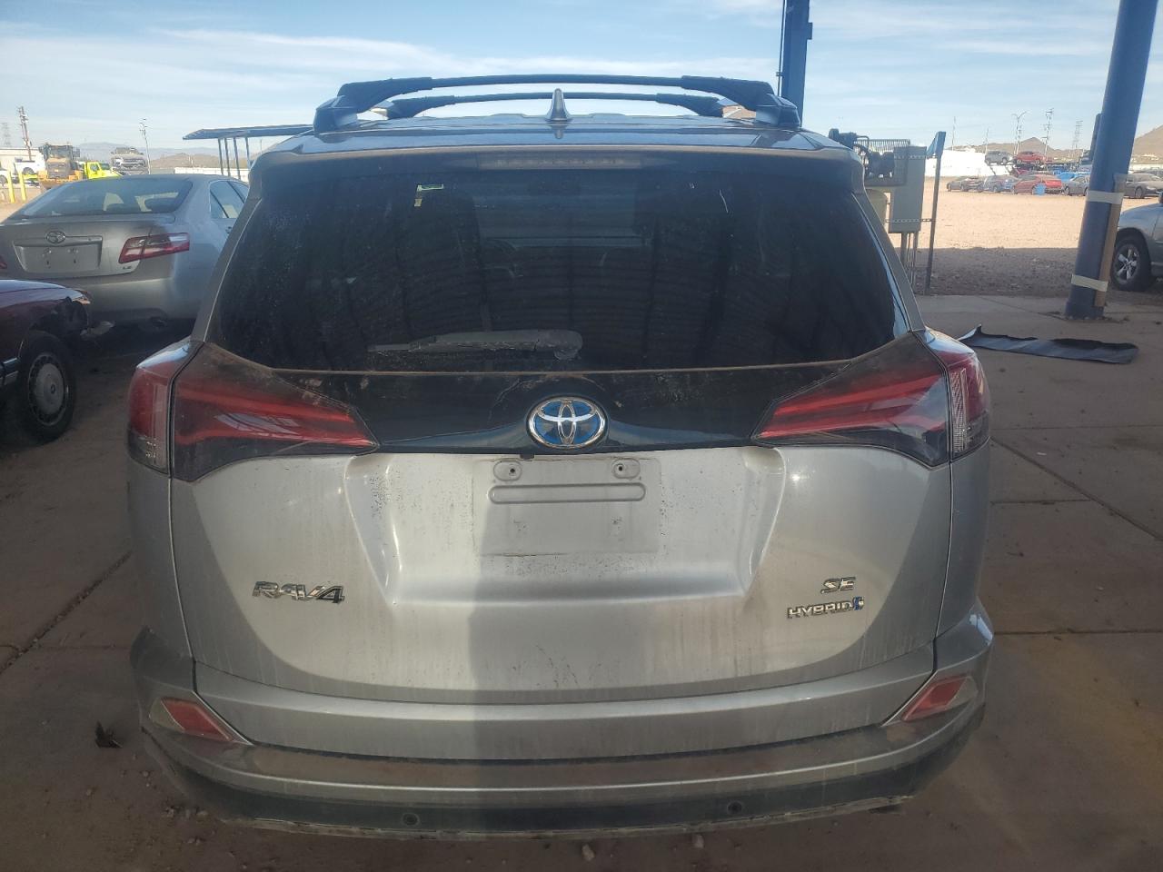 2018 Toyota RAV 4 - Image 6
