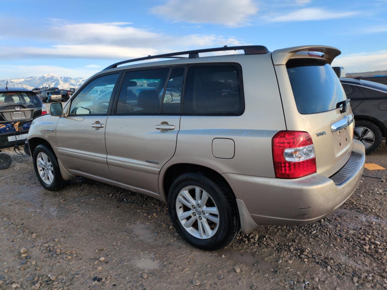 2006 Toyota Highlander - Image 2