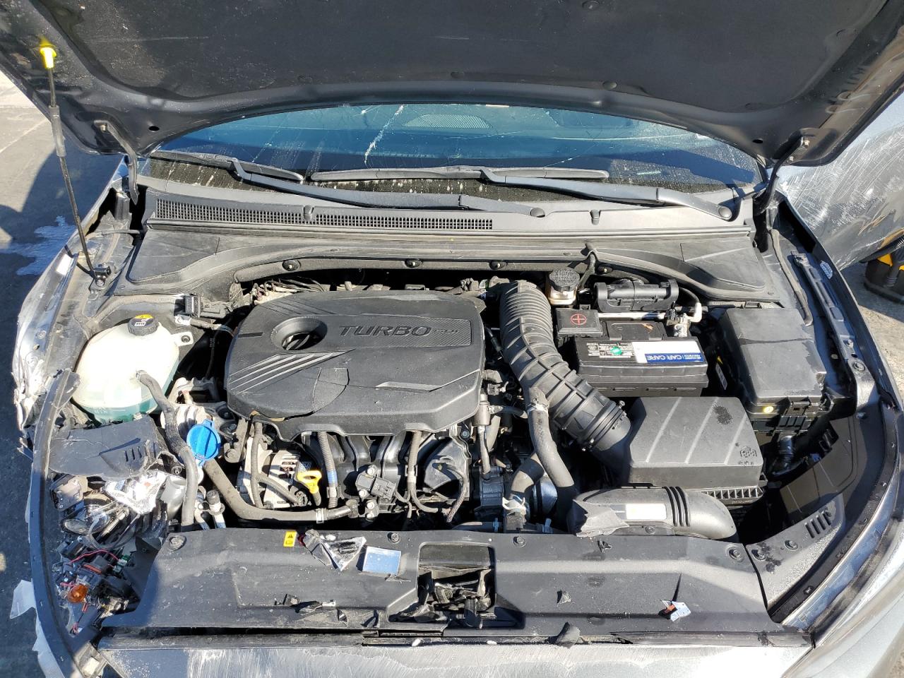 2020 Hyundai Veloster - Image 12