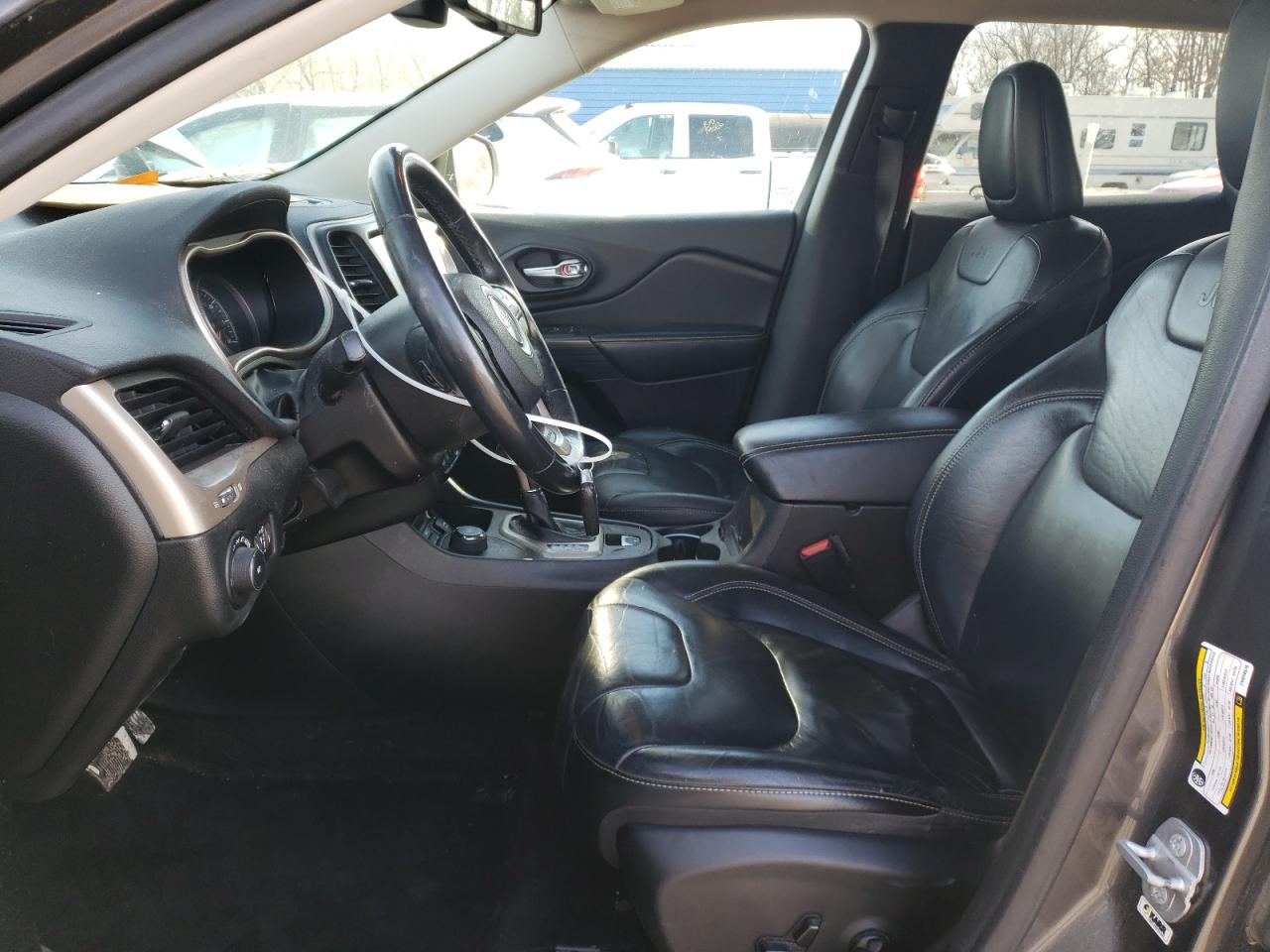 2015 Jeep Grand Cherokee - Image 7