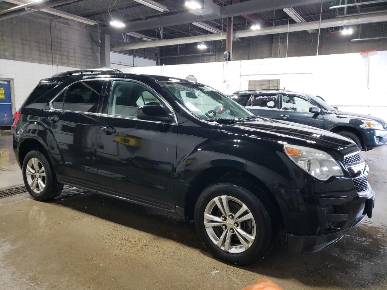 2010 Chevrolet Equinox - Image 4