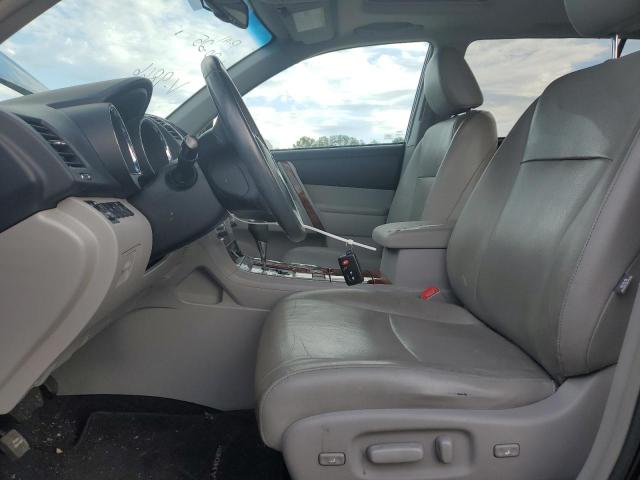 Паркетники TOYOTA HIGHLANDER 2013 Бордовий