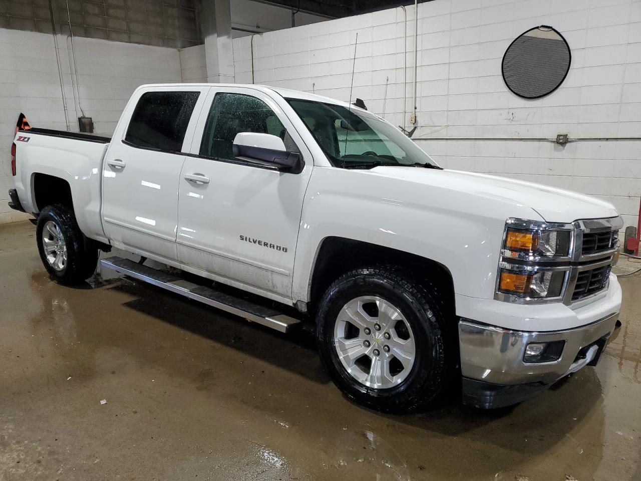 2015 Chevrolet Silverado - Image 4