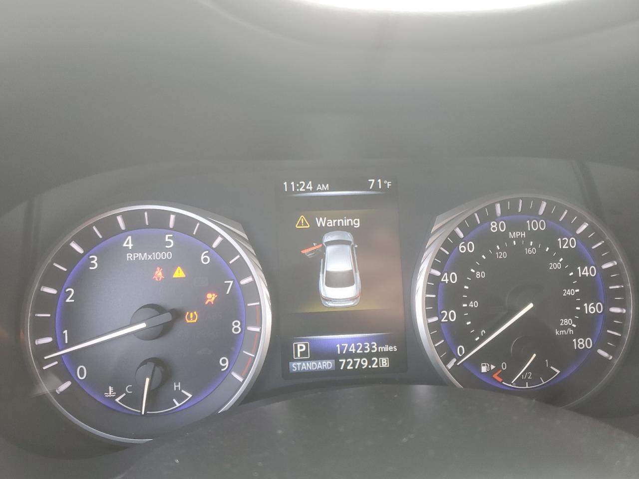 2014 Infiniti Q50 - Image 9