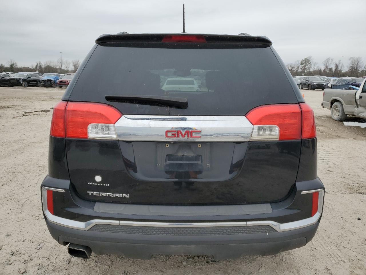2016 GMC Terrain - Image 6
