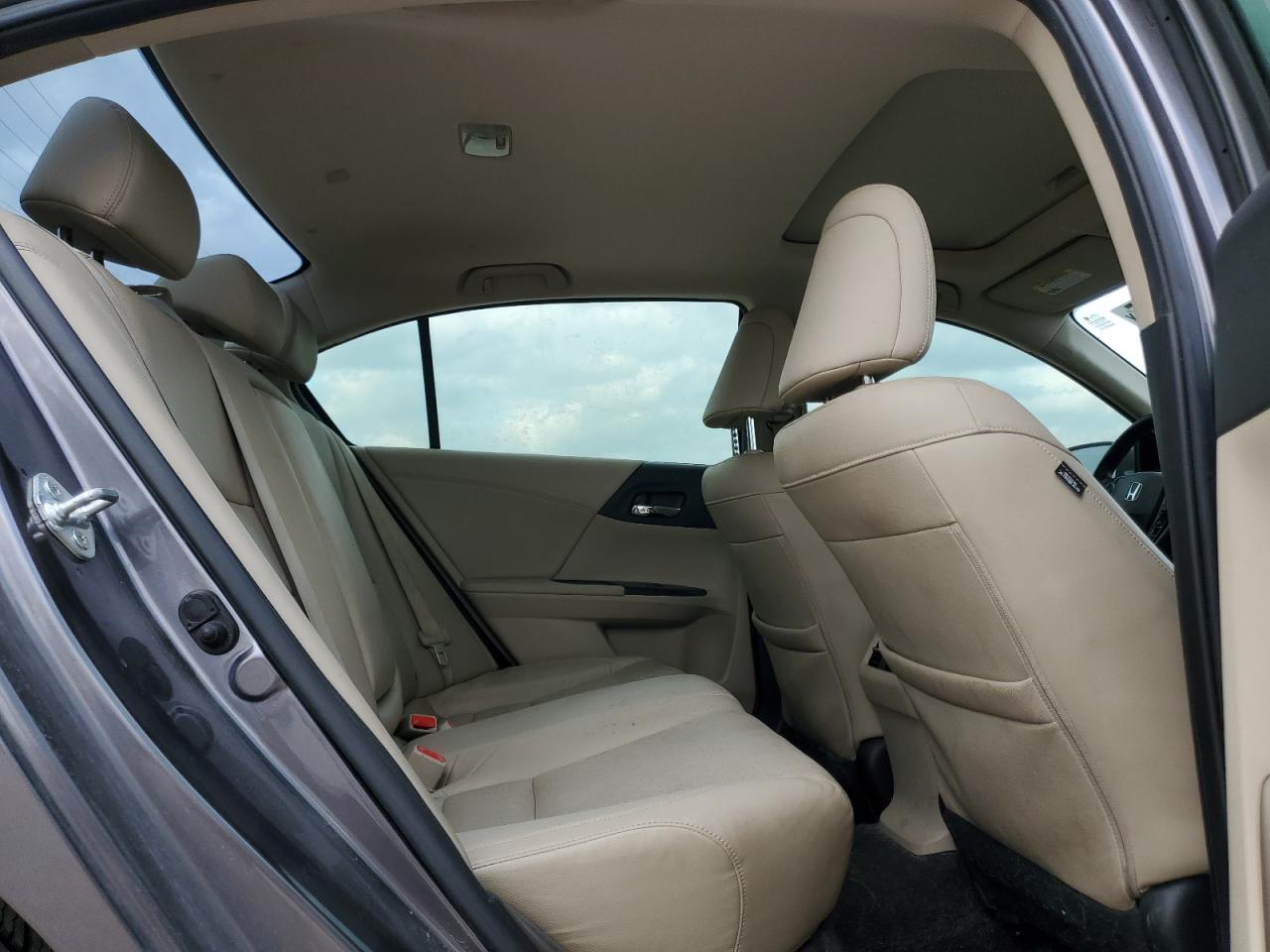 2017 Honda Accord - Image 10