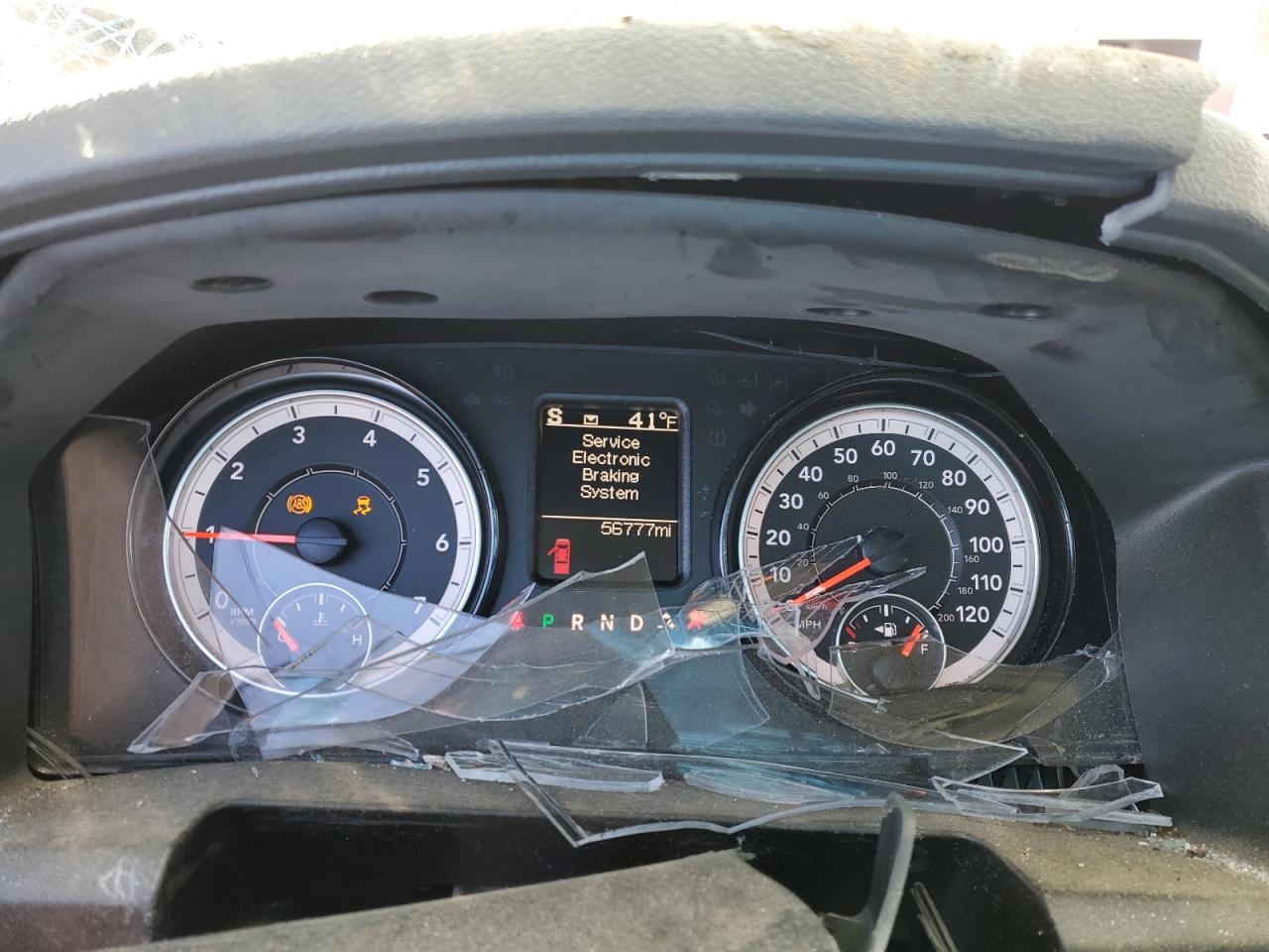 2019 RAM 1500 - Image 9