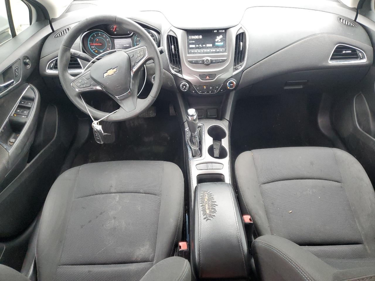 2017 Chevrolet Cruze - Image 8