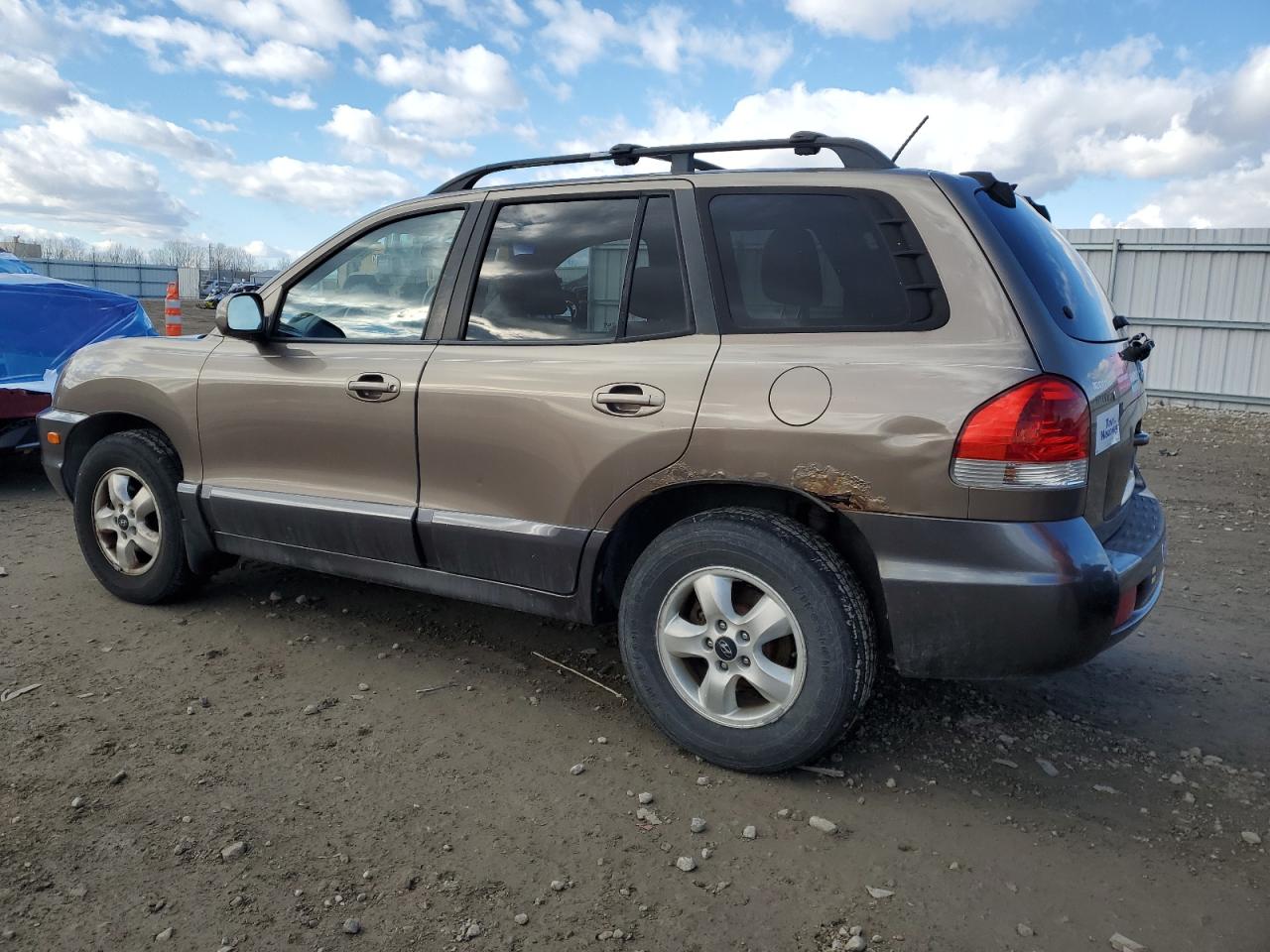 2006 Hyundai Santa Fe - Image 2