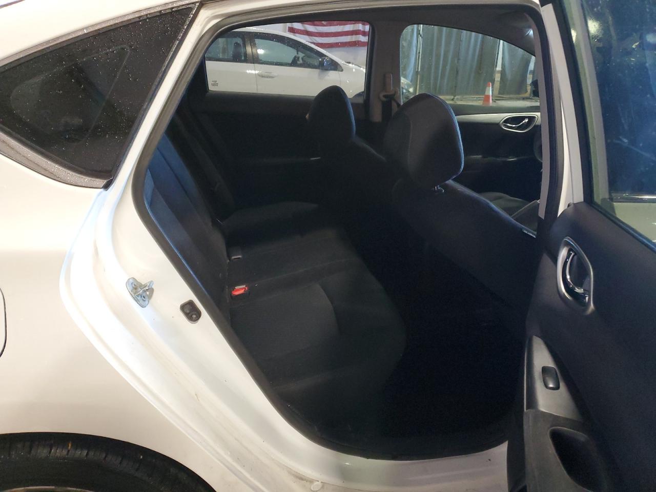 2014 Nissan Sentra - Image 10