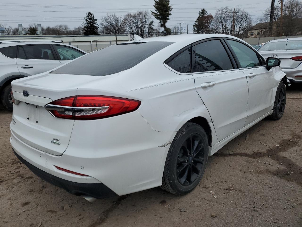 2020 Ford Fusion - Image 3