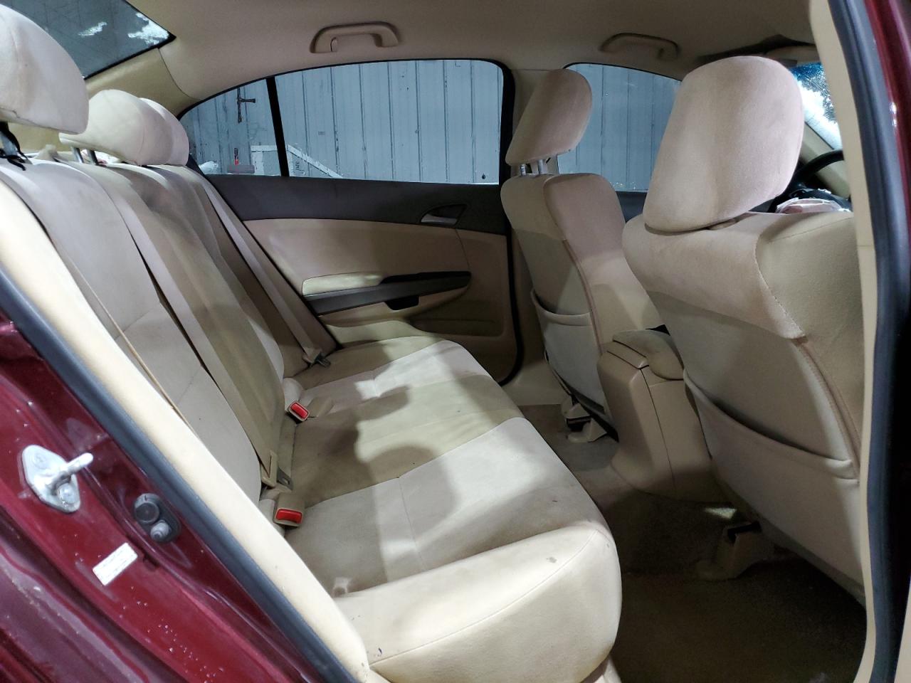2010 Honda Accord - Image 10