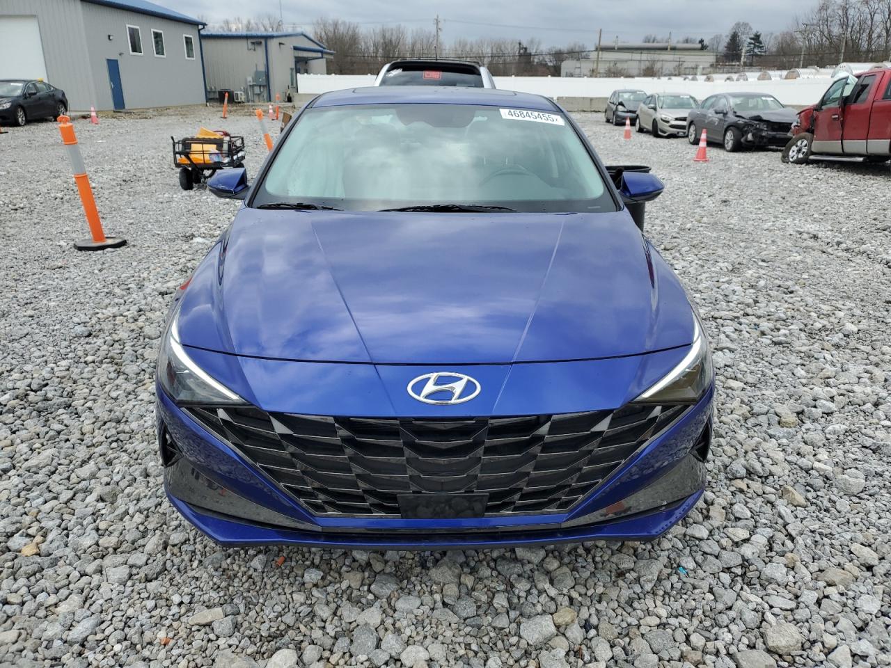 2022 Hyundai Elantra - Image 5